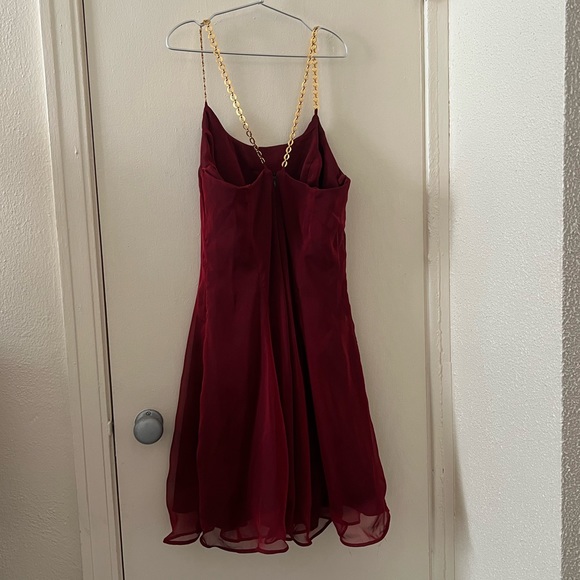 Vintage “JS Collections” Burgundy Red Chiffon Dress w/ Gold Chain Straps Size 8 - Picture 5 of 9